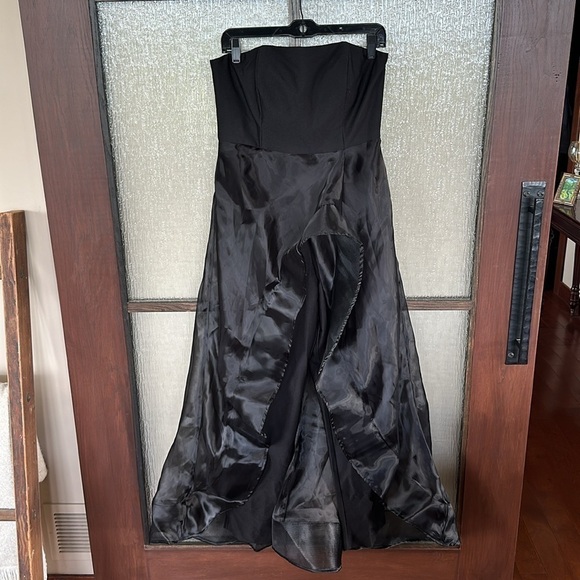 Hutch Ember Strapless Jumpsuit in Black Stretch Crepe/Organza size 6 Sold out - Picture 7 of 13